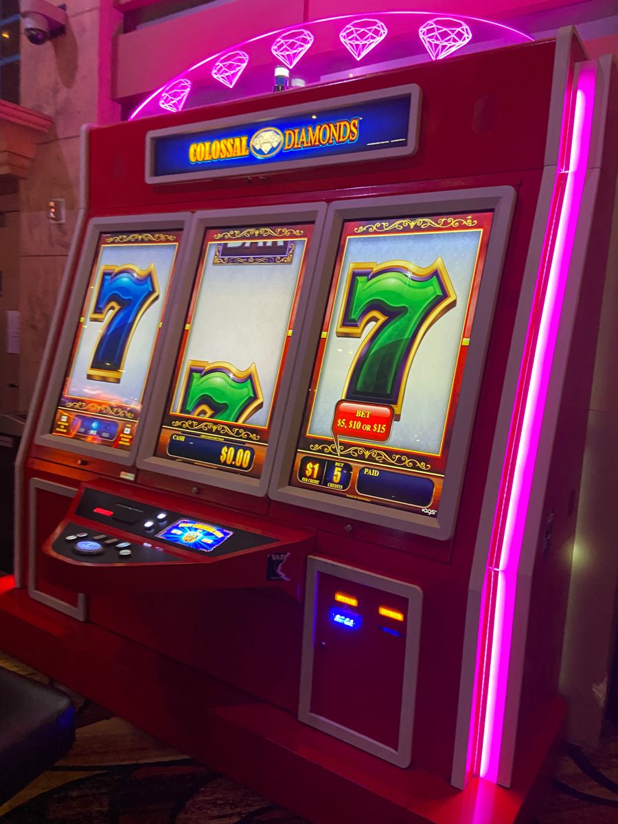 HT777 Game کیسینو میں سلاٹ کھیلنا شروع کریں۔